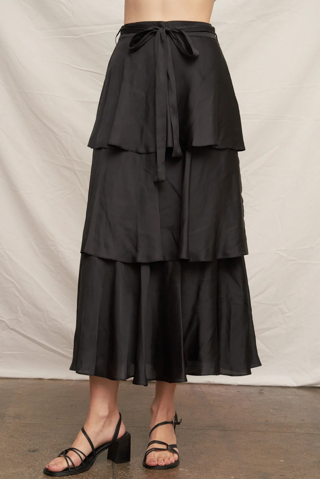 TIERED MIDI SKIRT