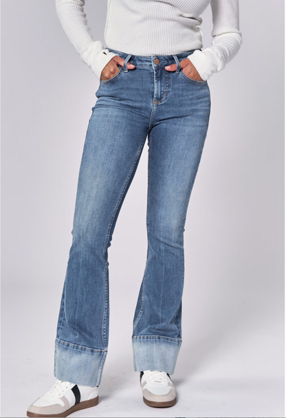 DJ - MID-RISE FULL INSEAM BOOTCUT