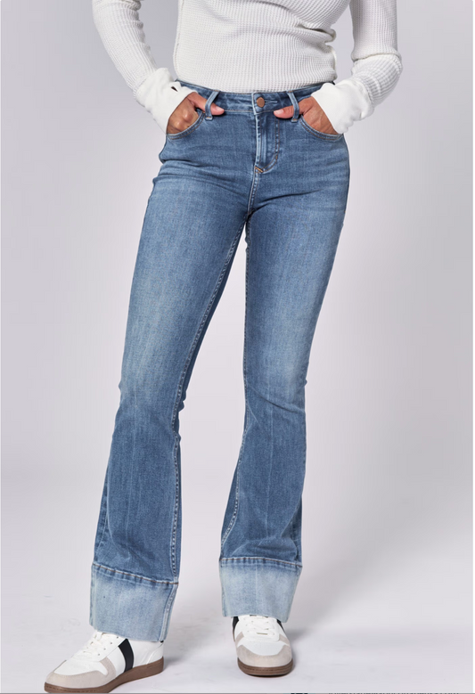 DJ - MID-RISE FULL INSEAM BOOTCUT