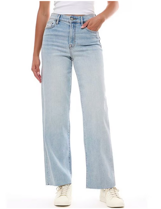 LOGAN CLEAN CLASSIC LIGHT WASH
