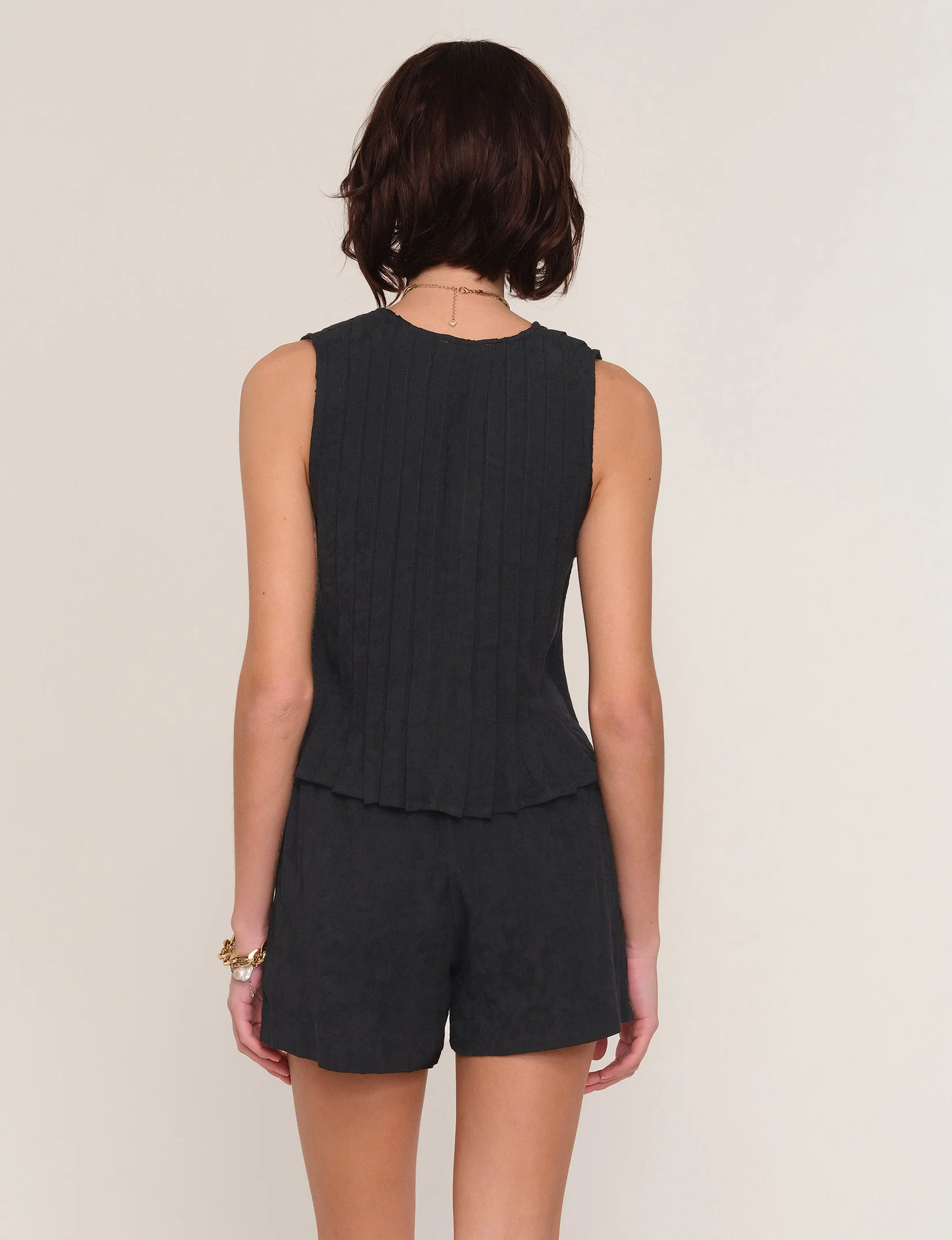 RIANNE SLEEVELESS TOP