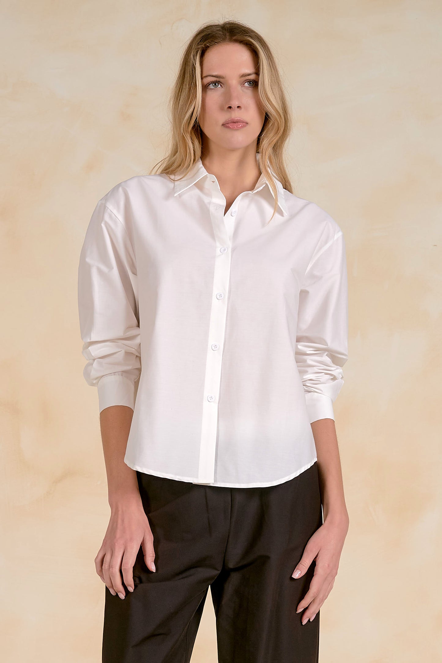 ELAN OPEN BACK BUTTON DOWN