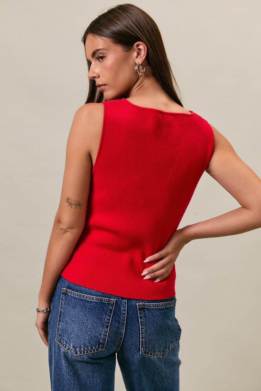 BOAT NECK BUTTON DOWN TOP