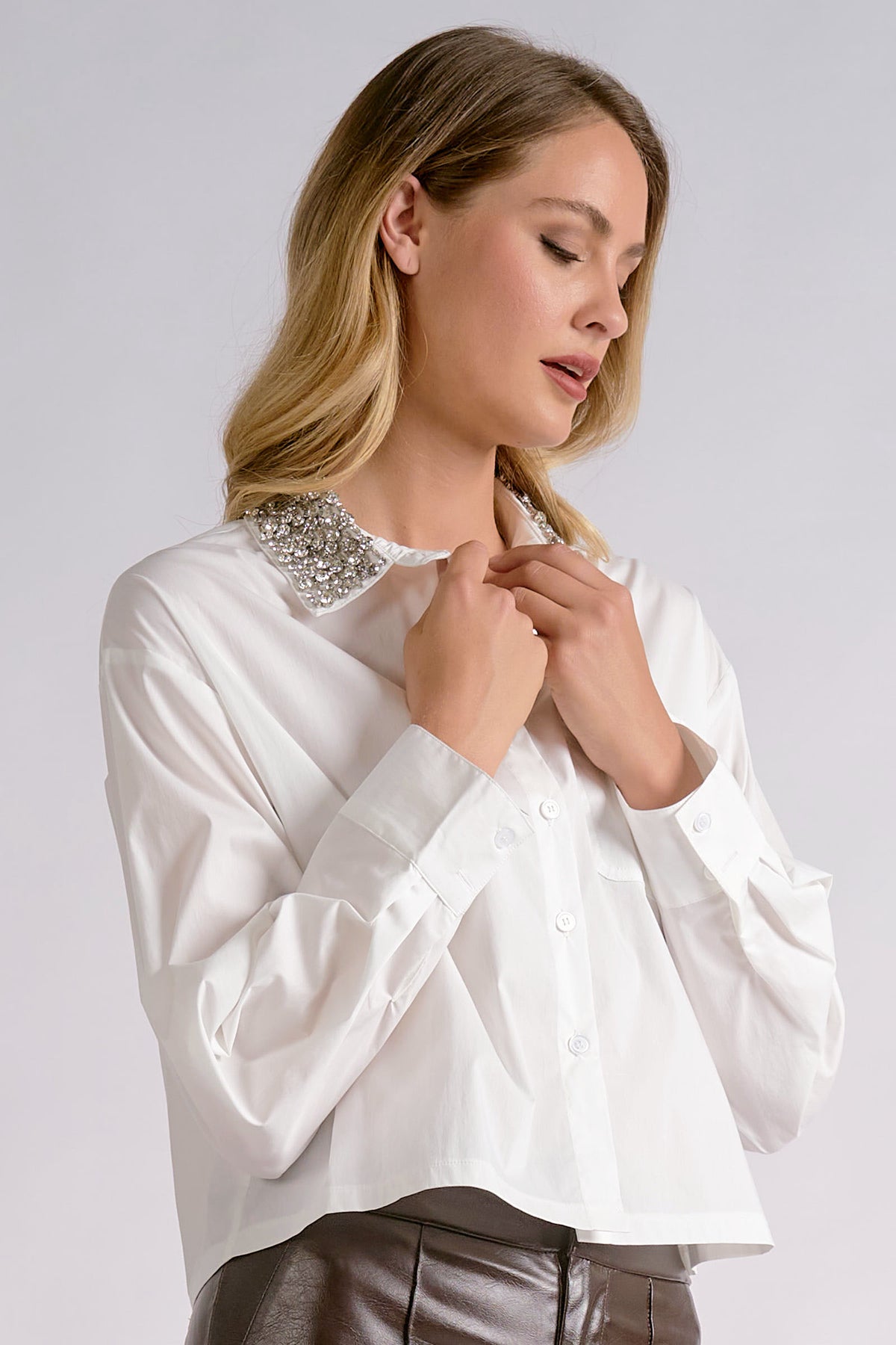 ELAN RHINESTONE COLLAR BUTTON DOWN