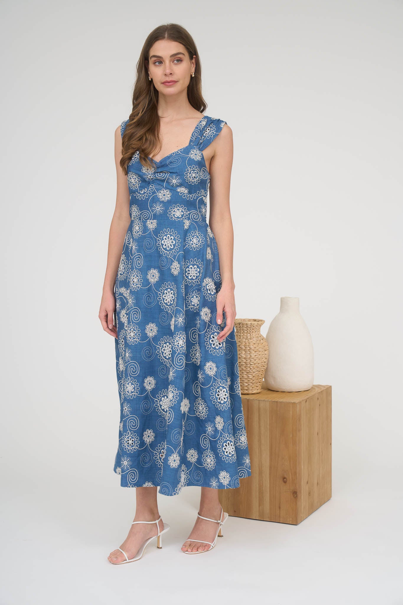 CAP SLEEVE EMBROIDERED MAXI